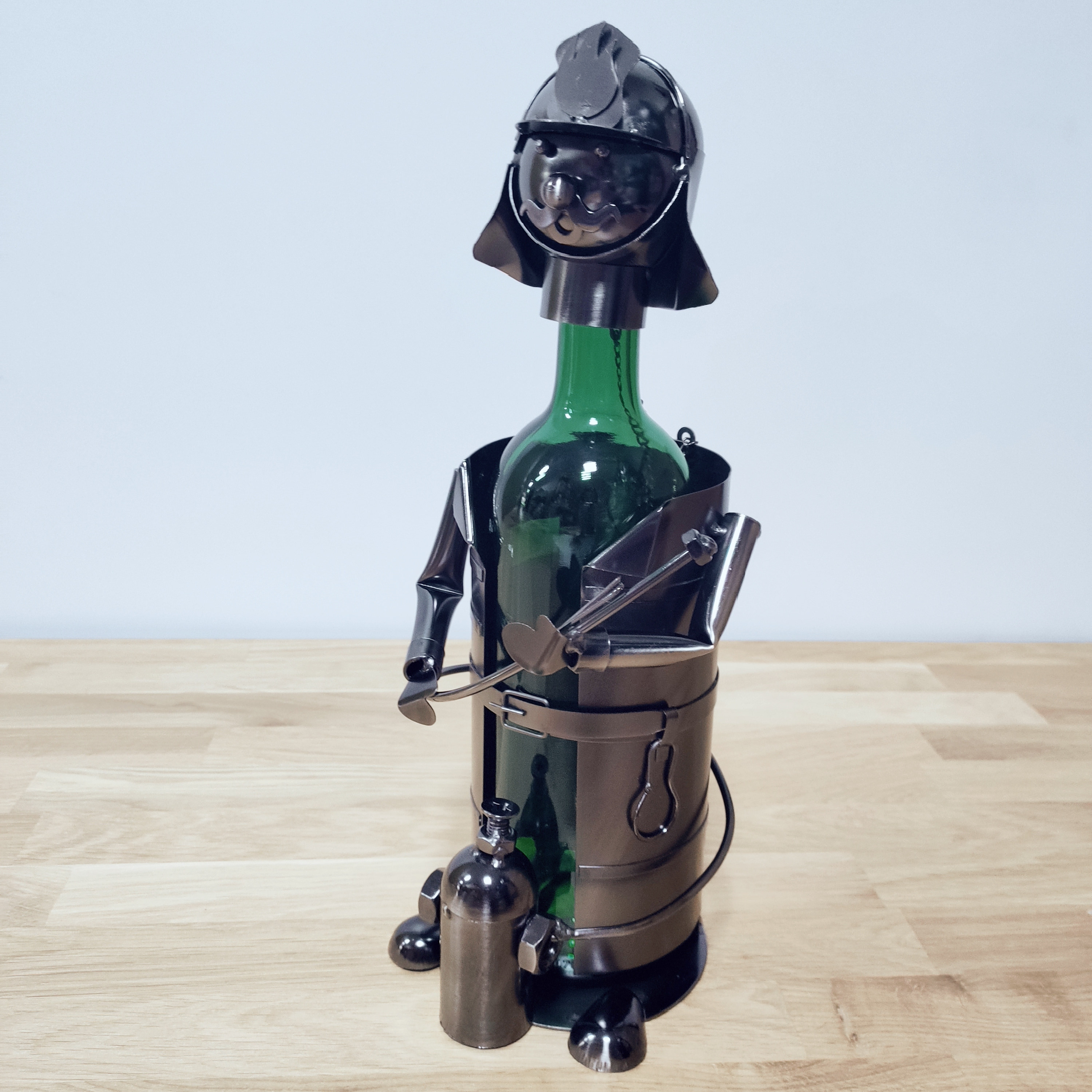 Stojak metalowy na butelkę STRAŻAK|W149